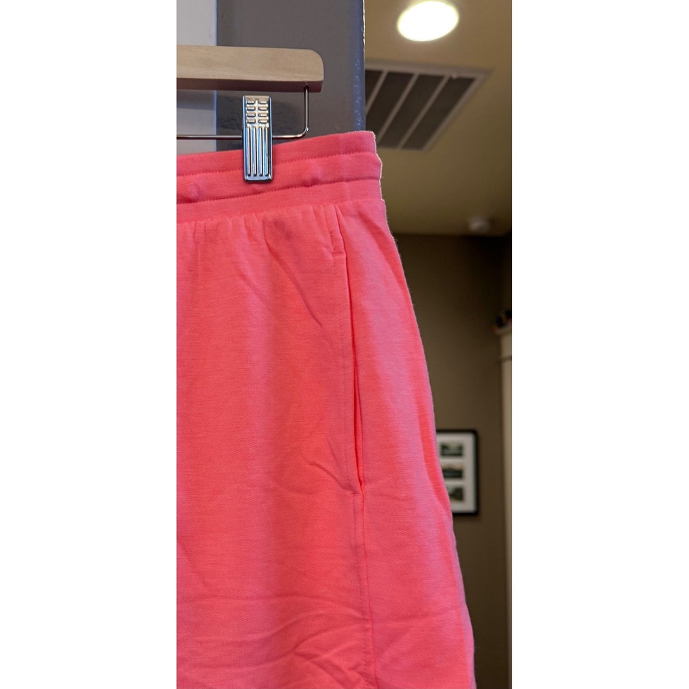 Women's Coral Color NWT Lou & Grey (LOFT) Soft Flexible Athletic Shorts Size L - Picture 4 of 8